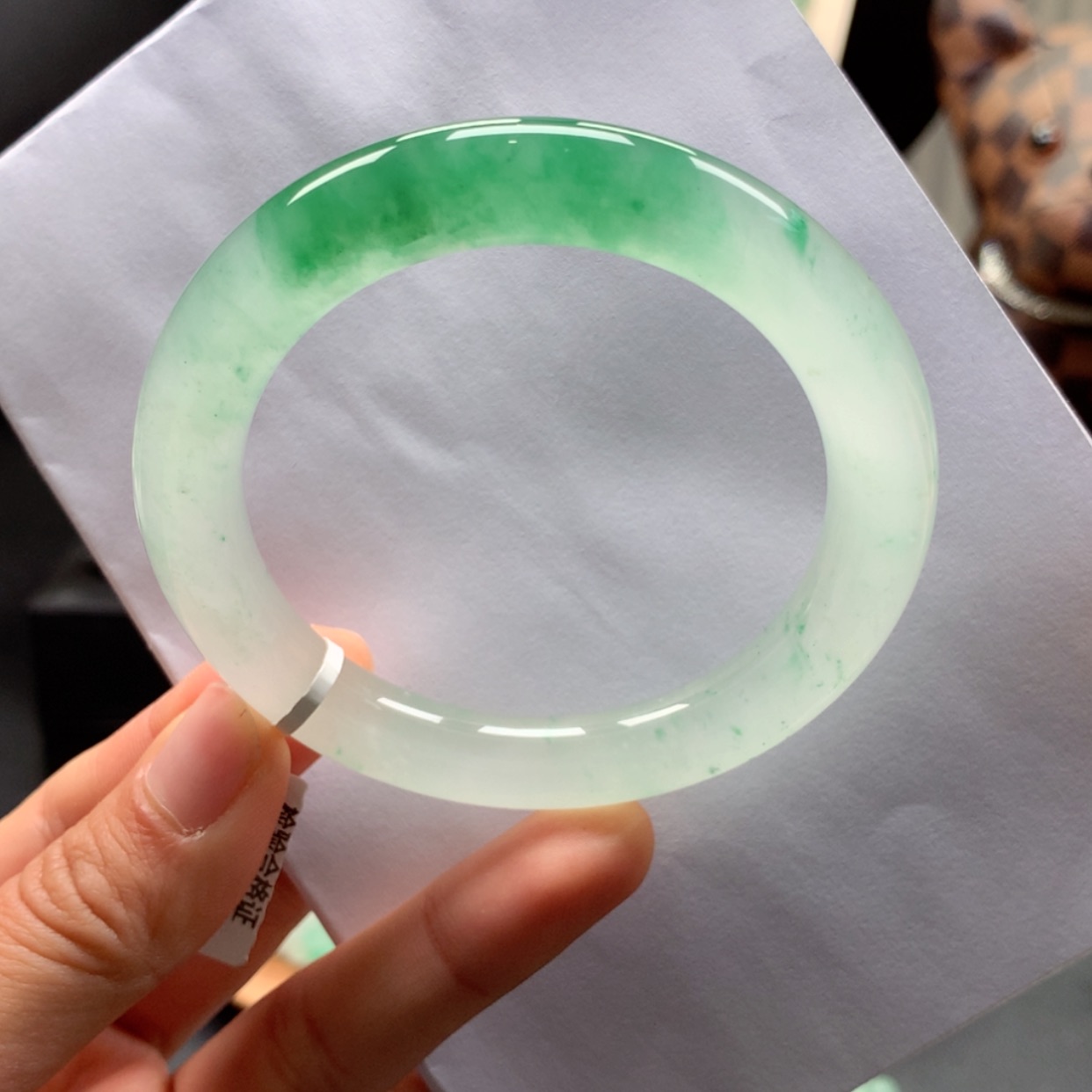 【闪购商品】未镶嵌手镯石英质玉