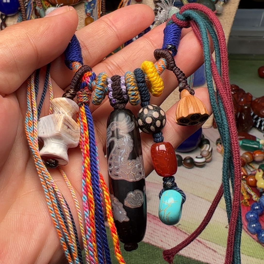 玛瑙/玉髓颈饰未镶嵌