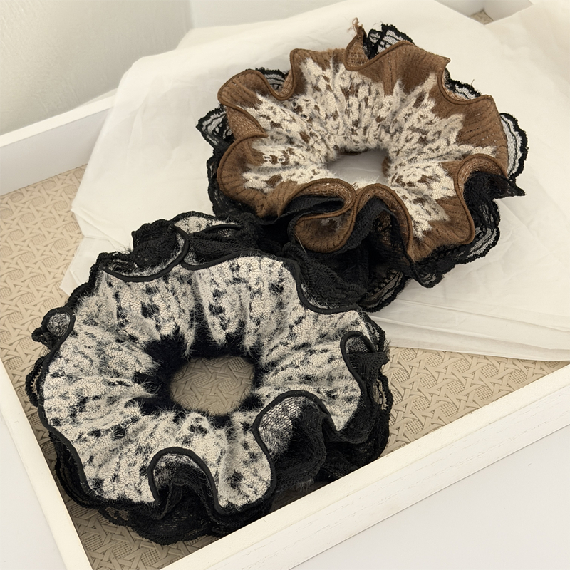 新款针织双拼蕾丝四层小蛮腰大肠发圈法式复古