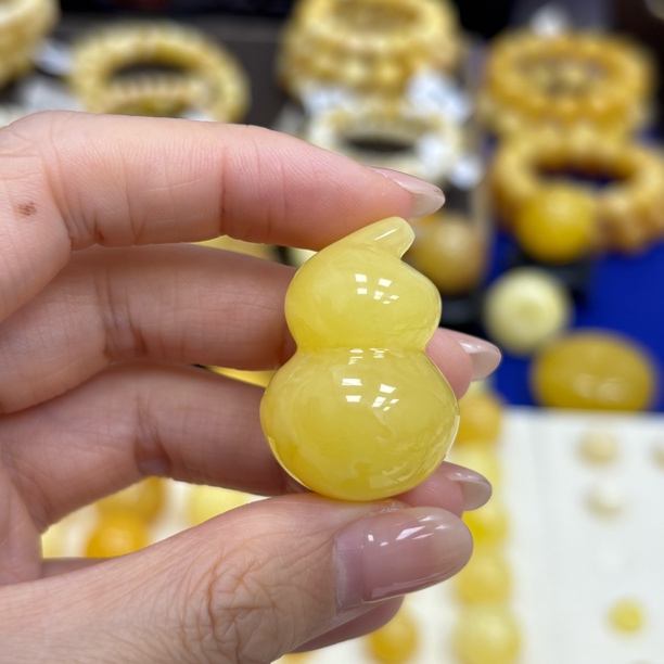 32.2*21.8mm瑕疵·小妖珠宝天然原矿琥珀蜜蜡