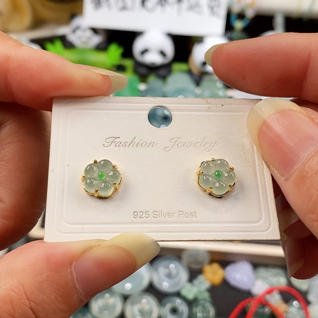 翡翠银S925镶嵌颈饰小花耳钉