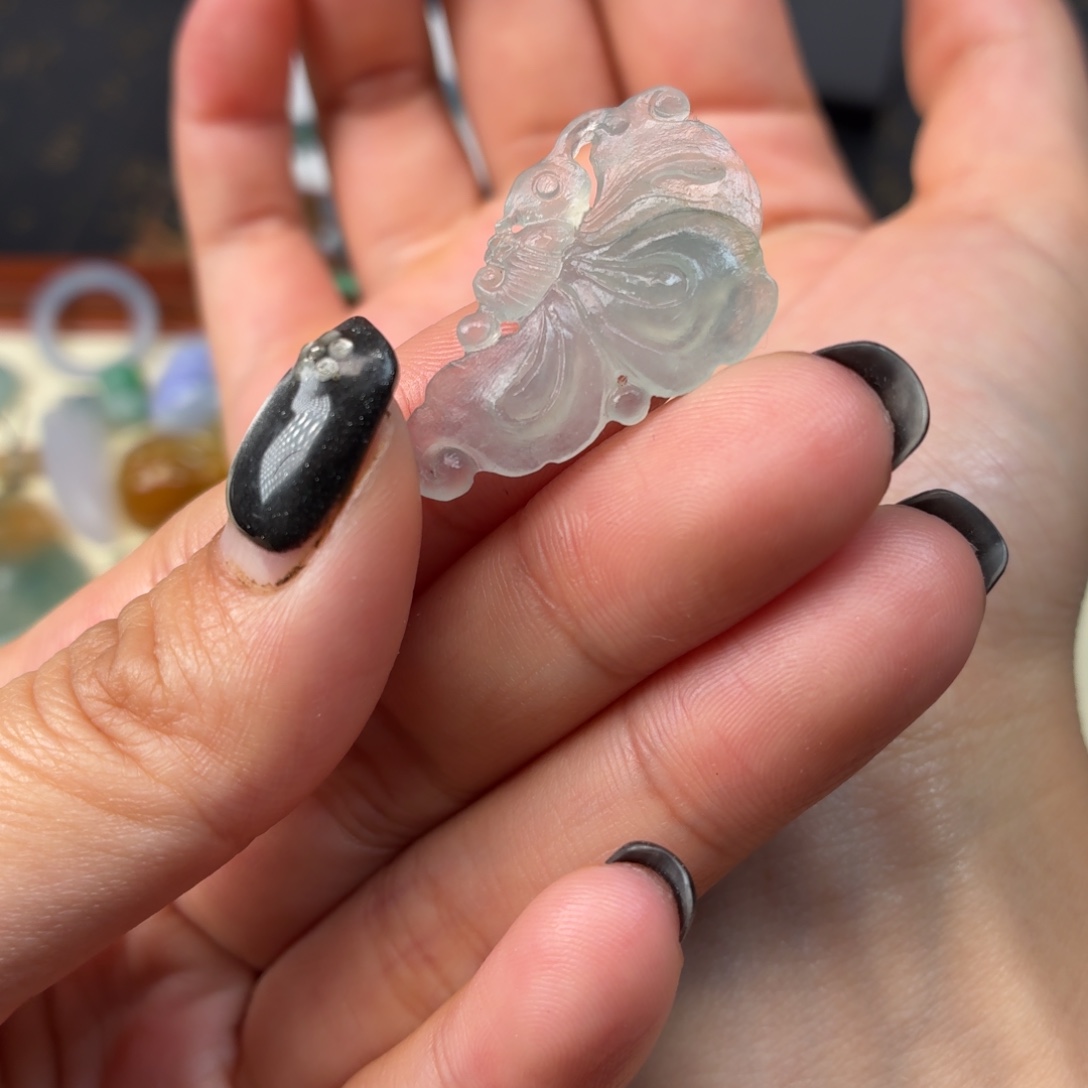 定制翡翠未镶嵌蝴蝶