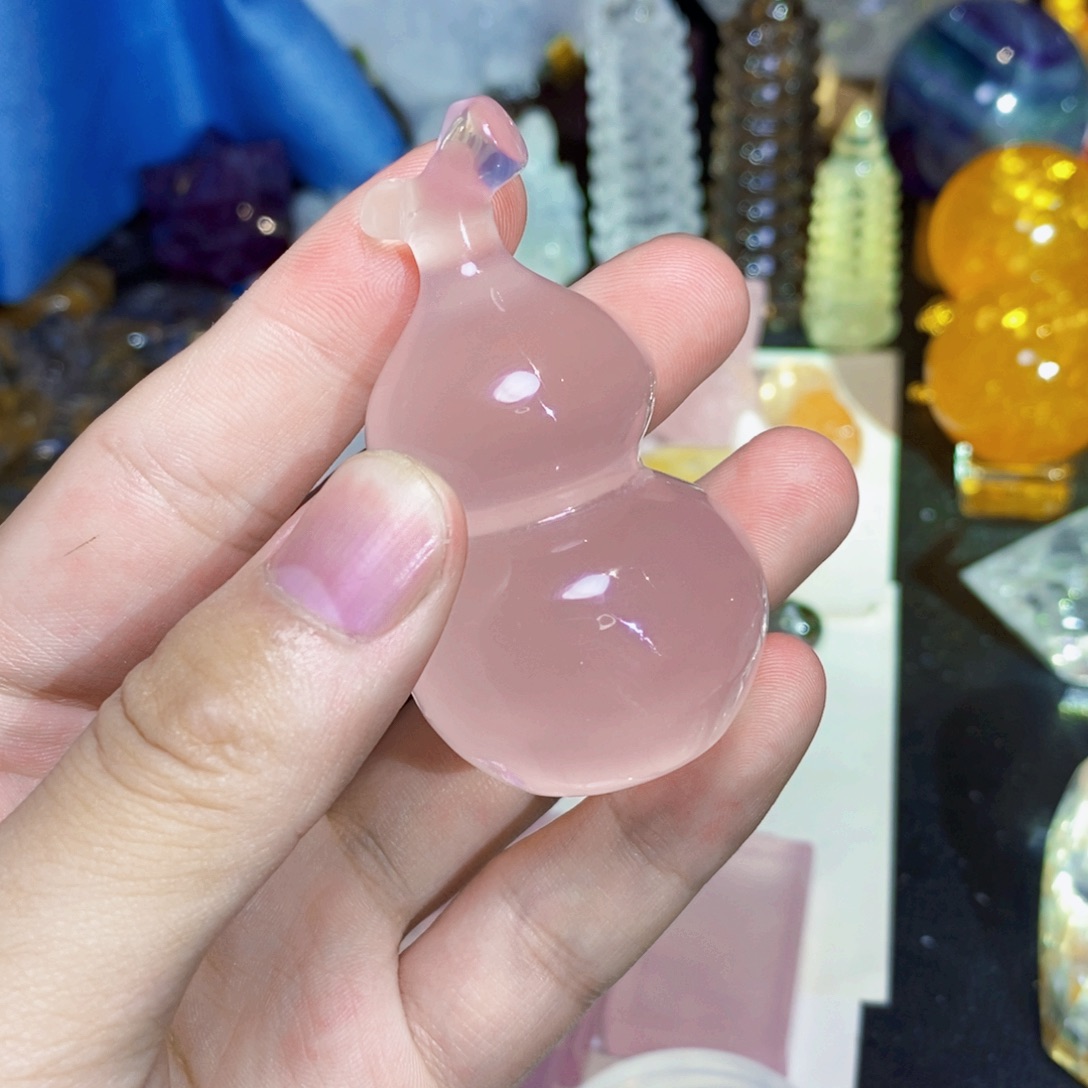 未镶嵌珠宝半成品芙蓉石天然莫桑比克粉水晶葫芦把玩