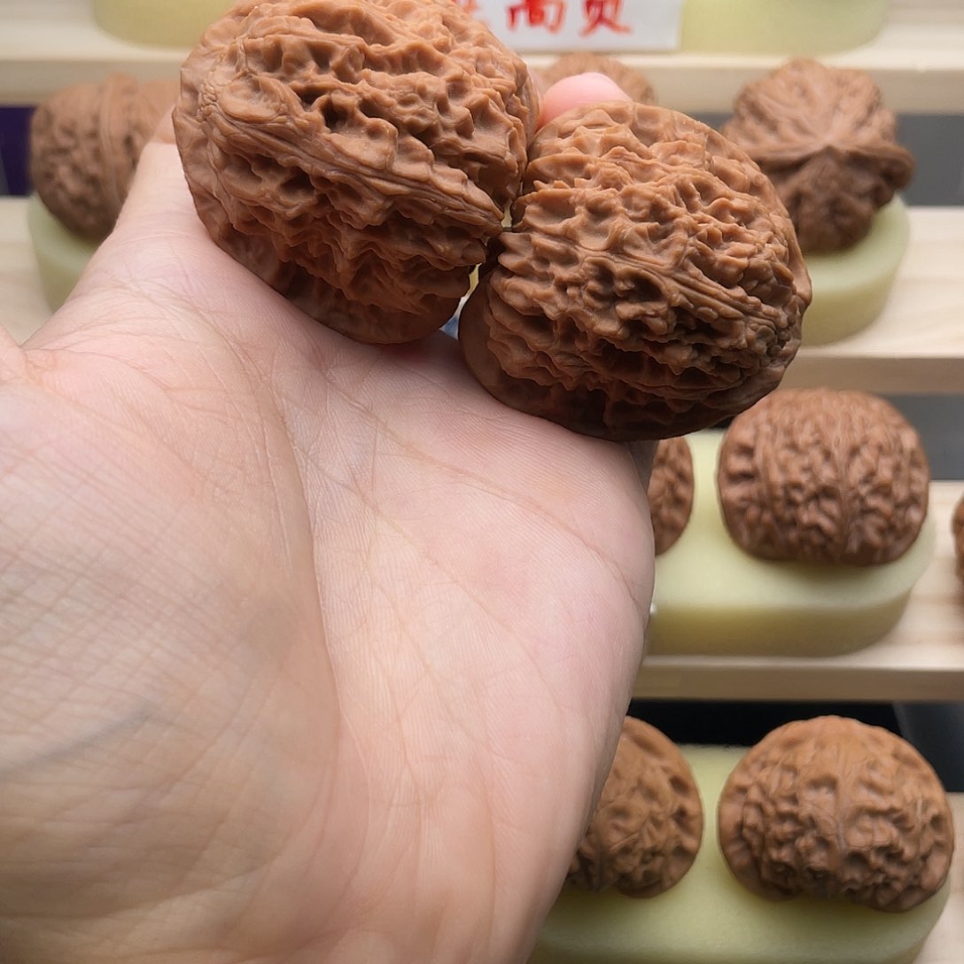 吊坠文玩核桃45全品南疆石58克