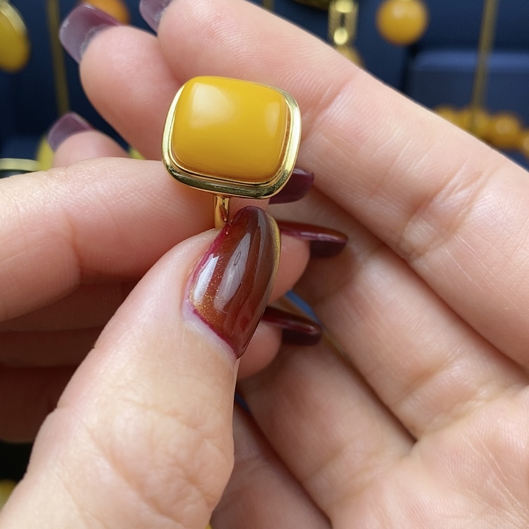 蜜蜡戒指银S925镀金镶嵌