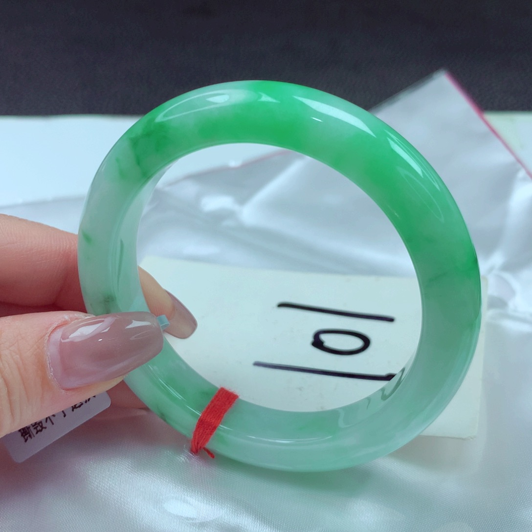 翡翠手镯未镶嵌手镯55