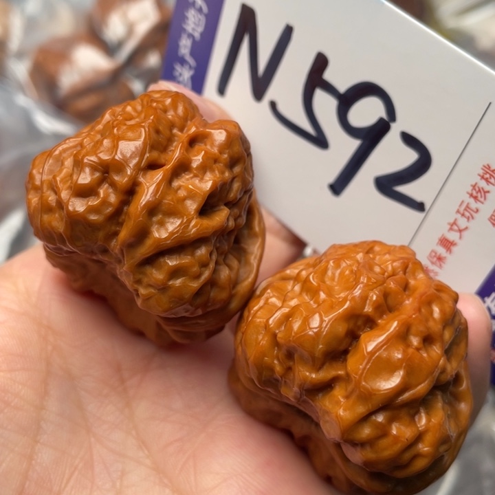 文玩核桃吊坠蛙蛙39尺