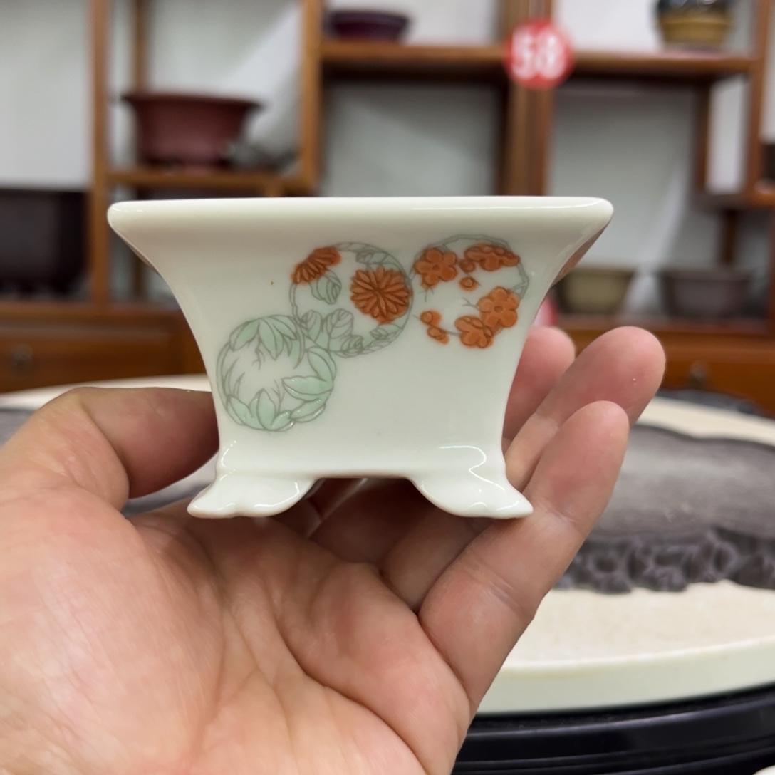 紫砂花盆瑕疵5/8。。