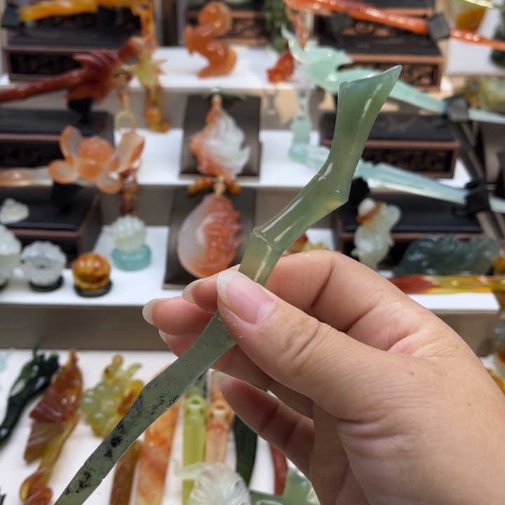 蛇纹石玉未镶嵌岫玉发簪