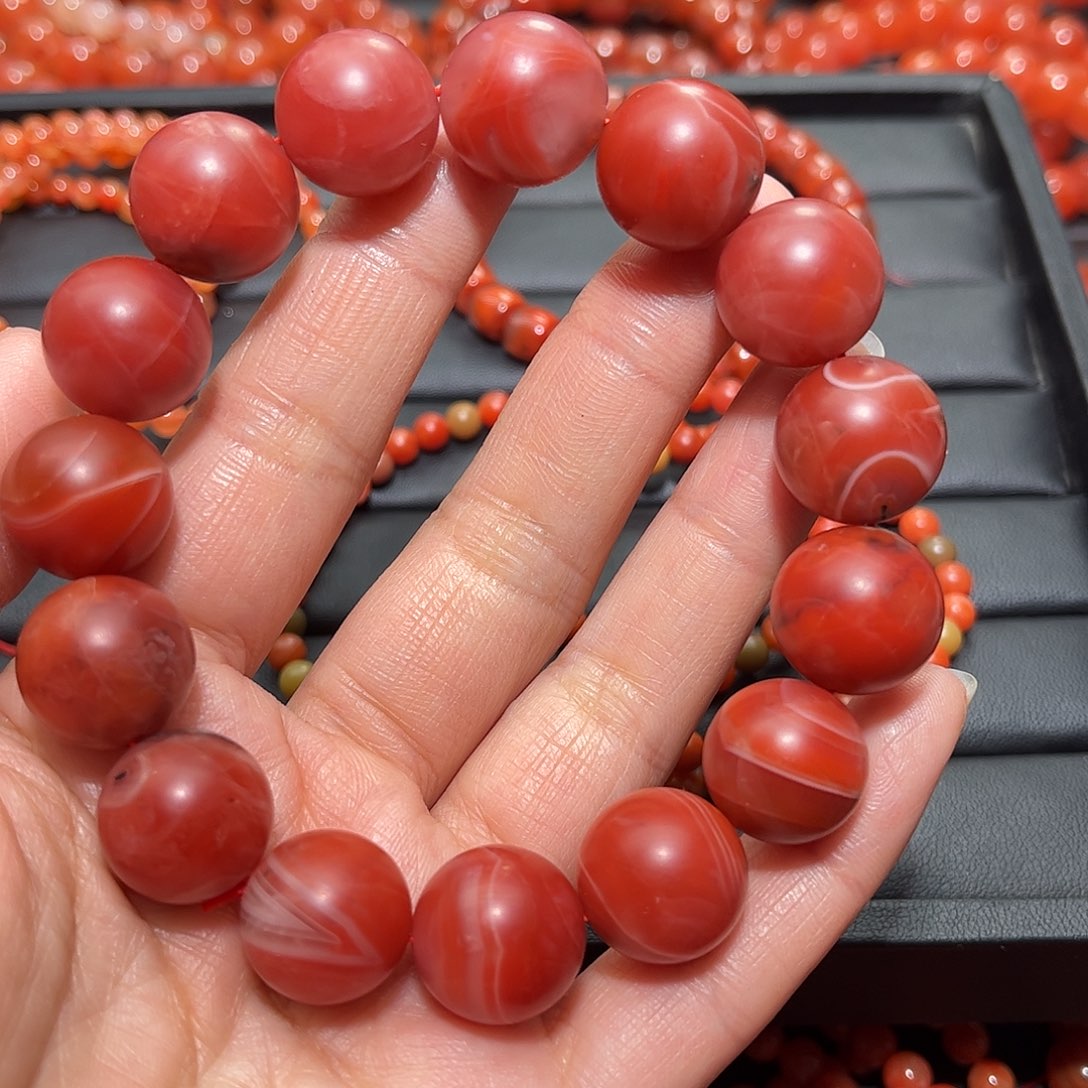 南红玛瑙手链未镶嵌