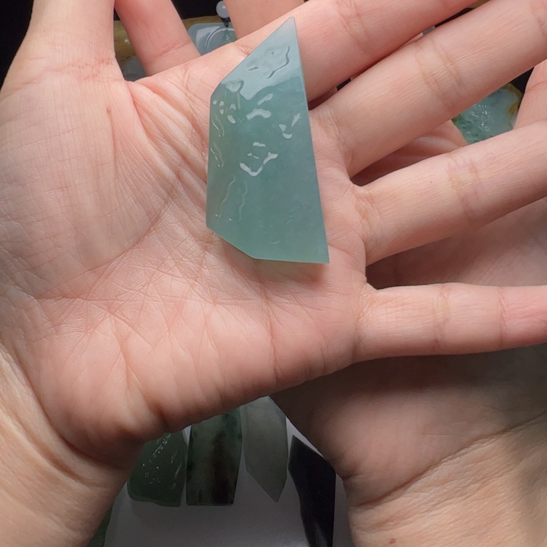 未镶嵌定制翡翠不包工