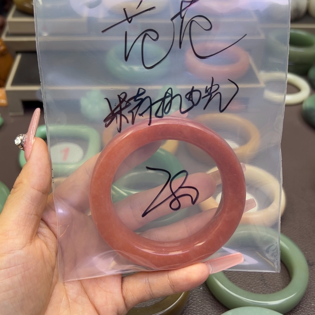 未镶嵌手镯石英岩玉范*?