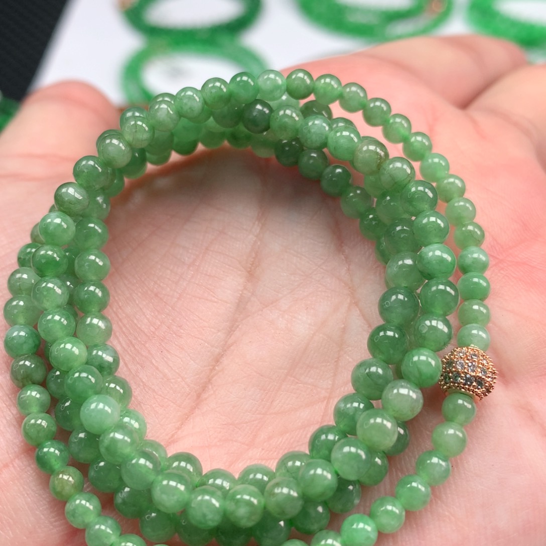 翡翠手链未镶嵌翡翠