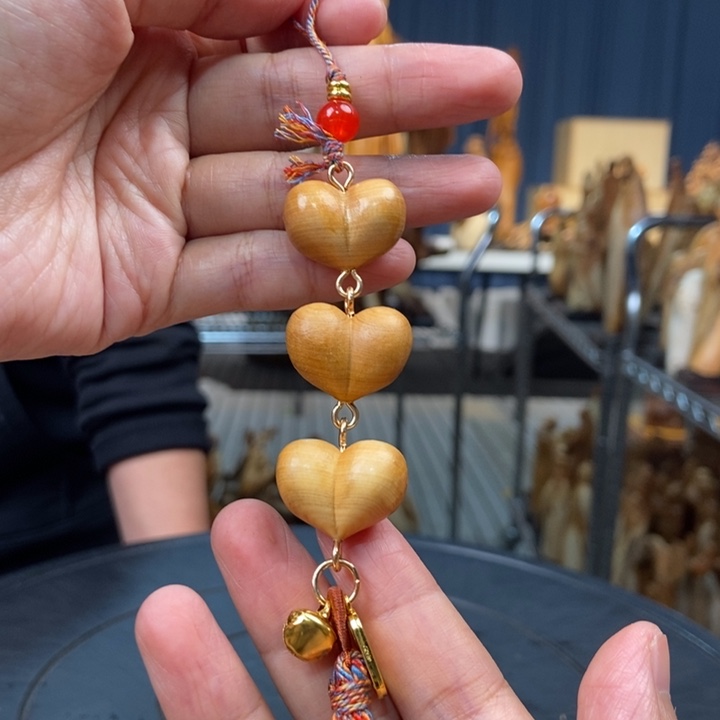 柏木（崖柏）手把件