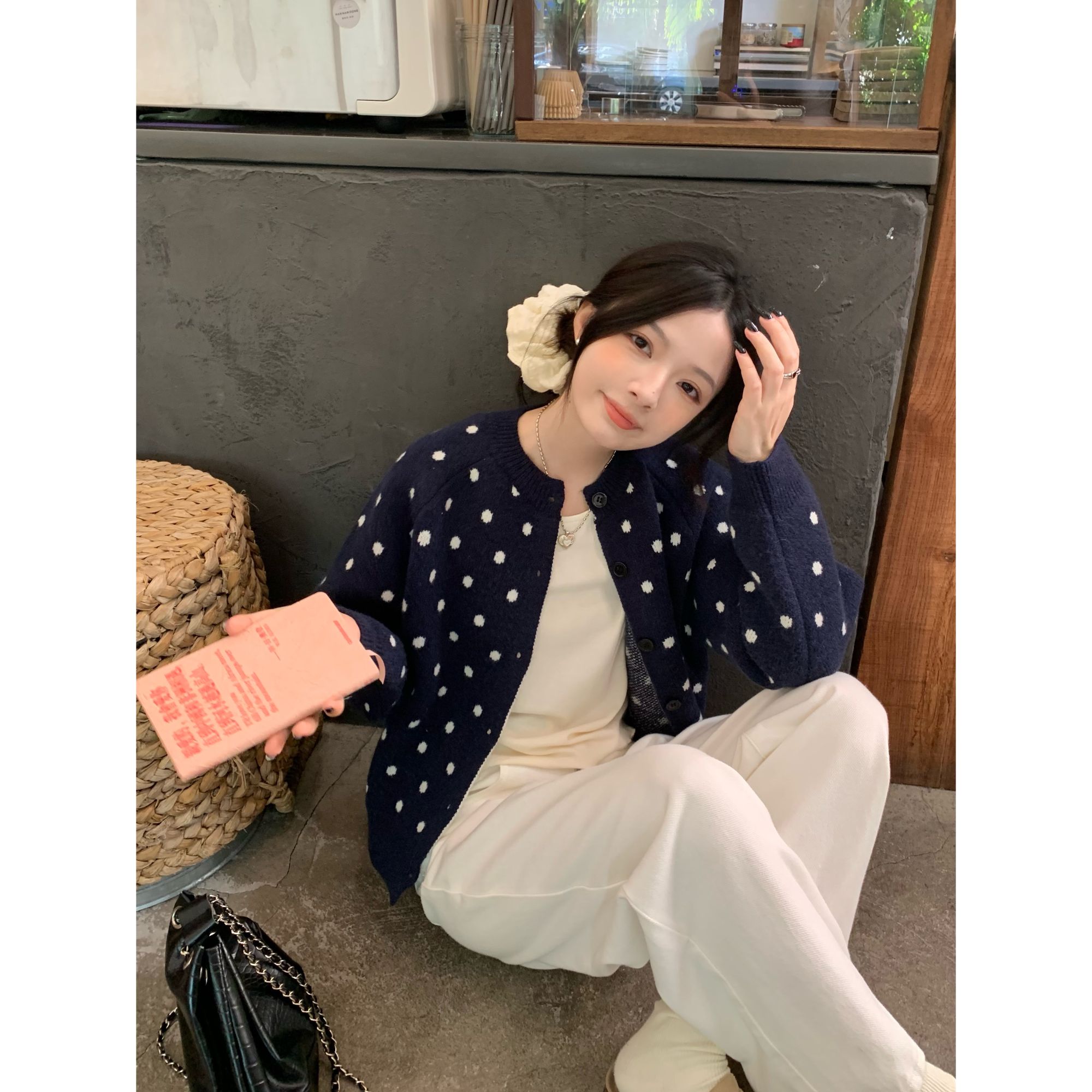 YO定制韩系减龄撞色波点针织开衫秋冬慵懒宽松显白藏蓝色毛衫上衣