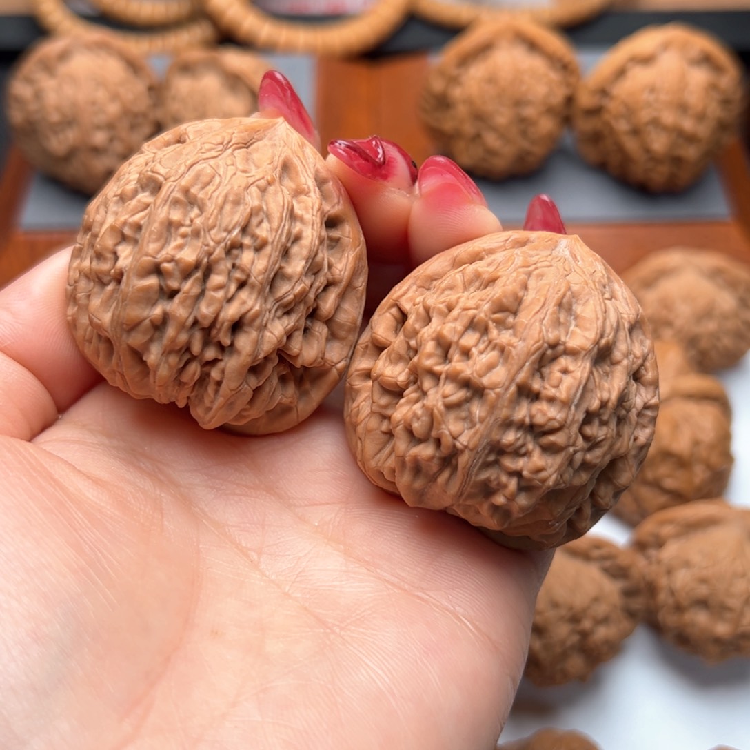 文玩核桃把件虎头王43