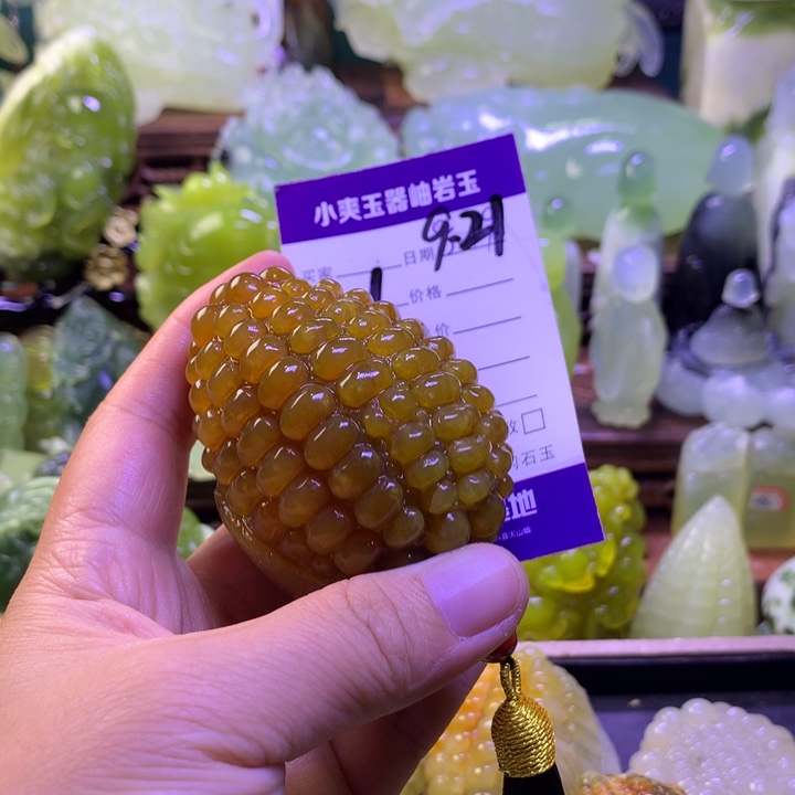 盛***强未镶嵌岫玉手把件
