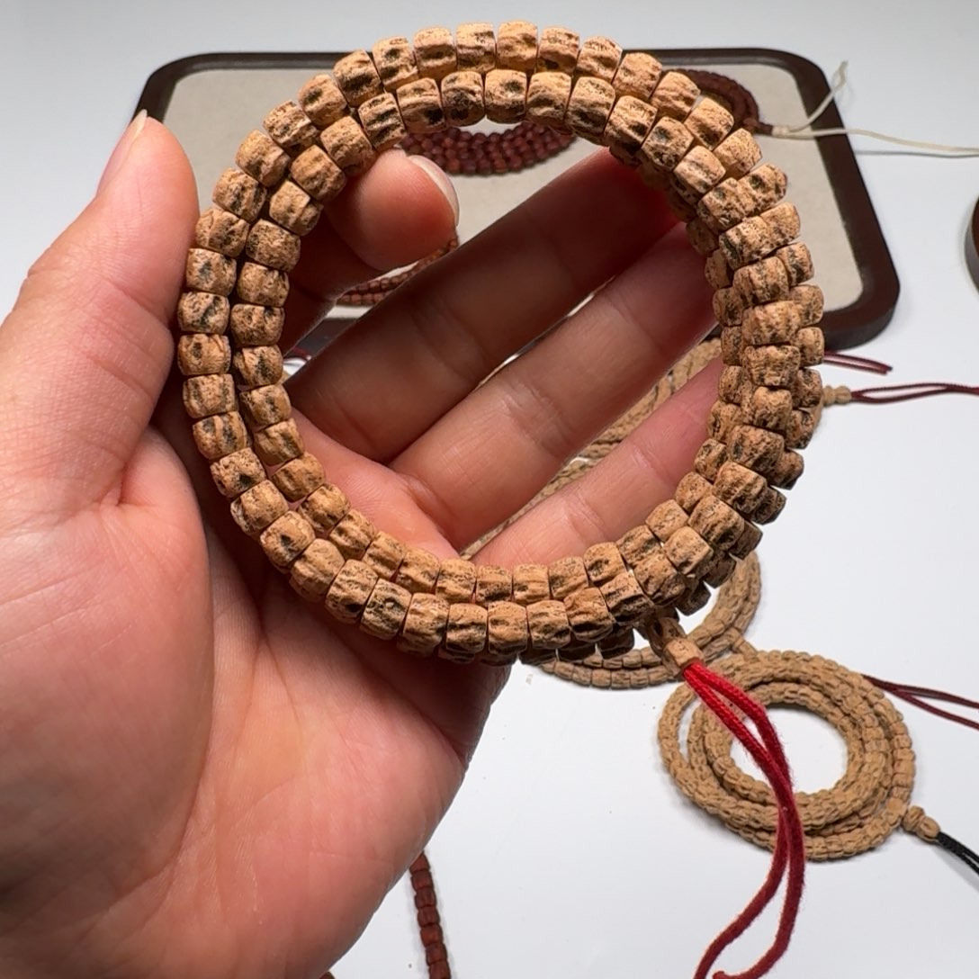 柏香籽/百香籽手串7.5mm