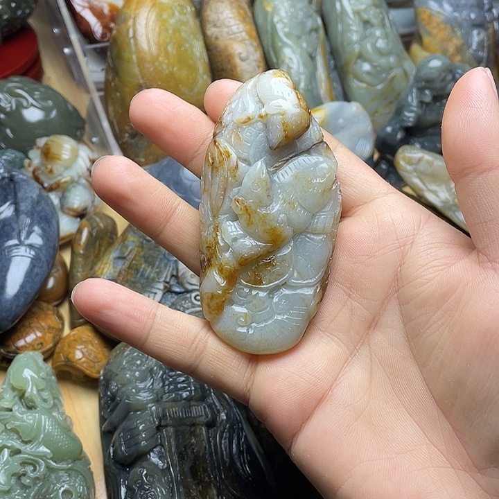 和田玉未镶嵌挂件