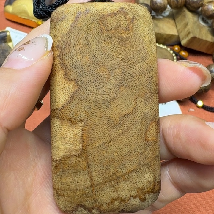 大叶紫檀（黑酸枝木类）