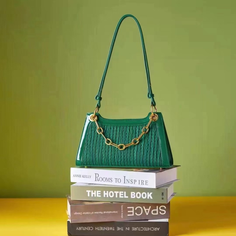 【广州特特】XKY-505-绿色高级潮流腋下肩包运动女士街头