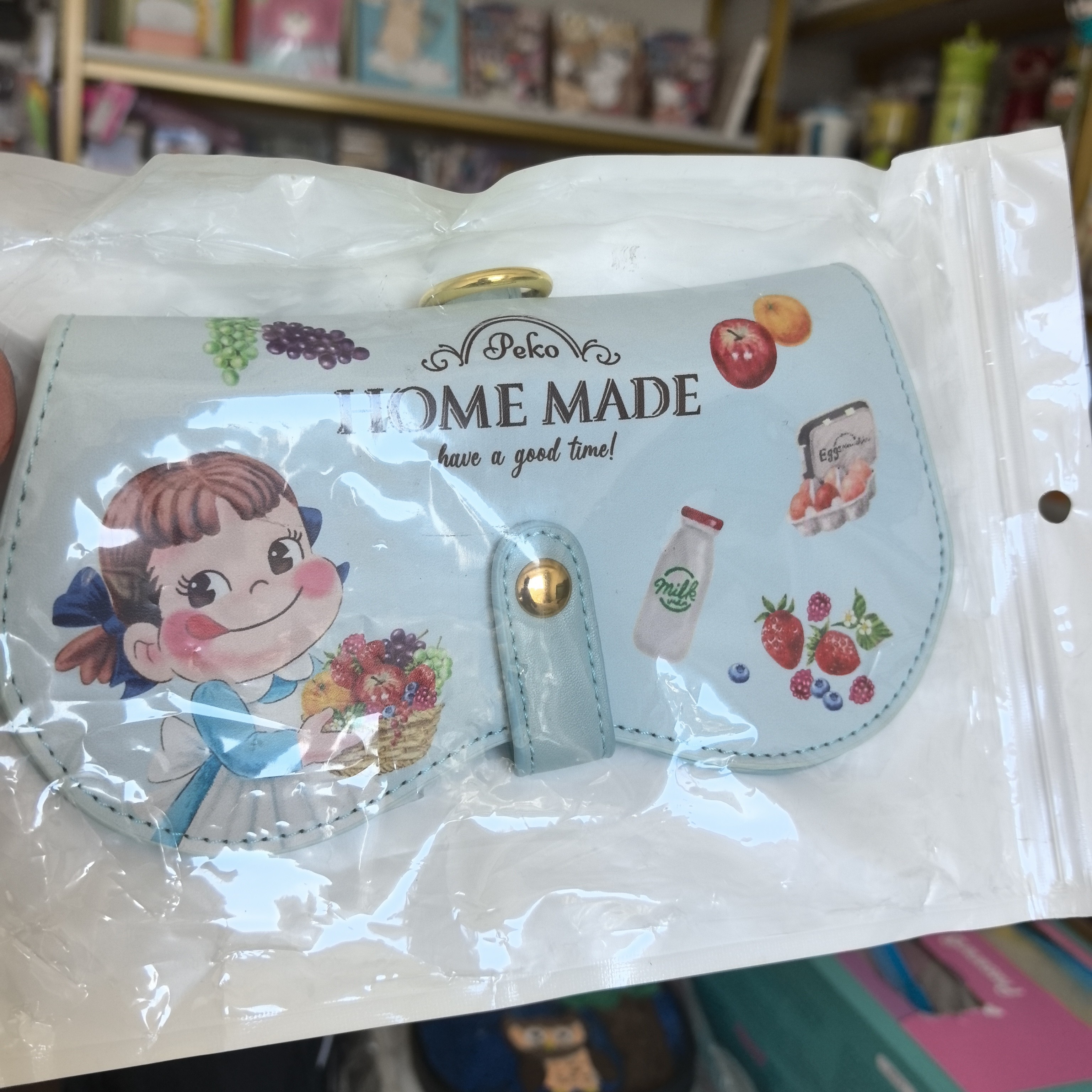 可爱牛奶女孩眼镜收纳盒太阳镜保护套可挂便携设计