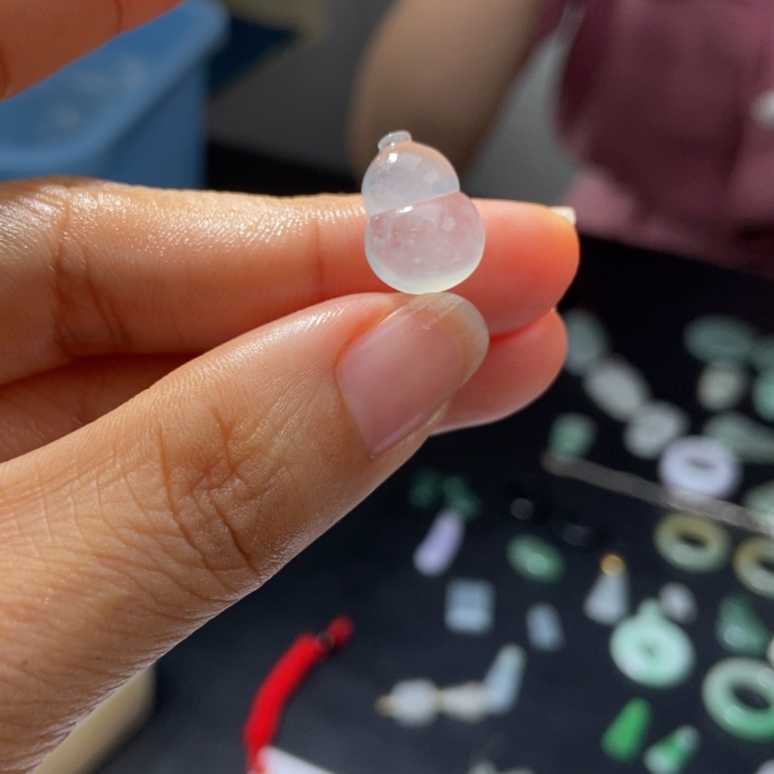 定制翡翠未镶嵌翡翠14.6*11*5.3