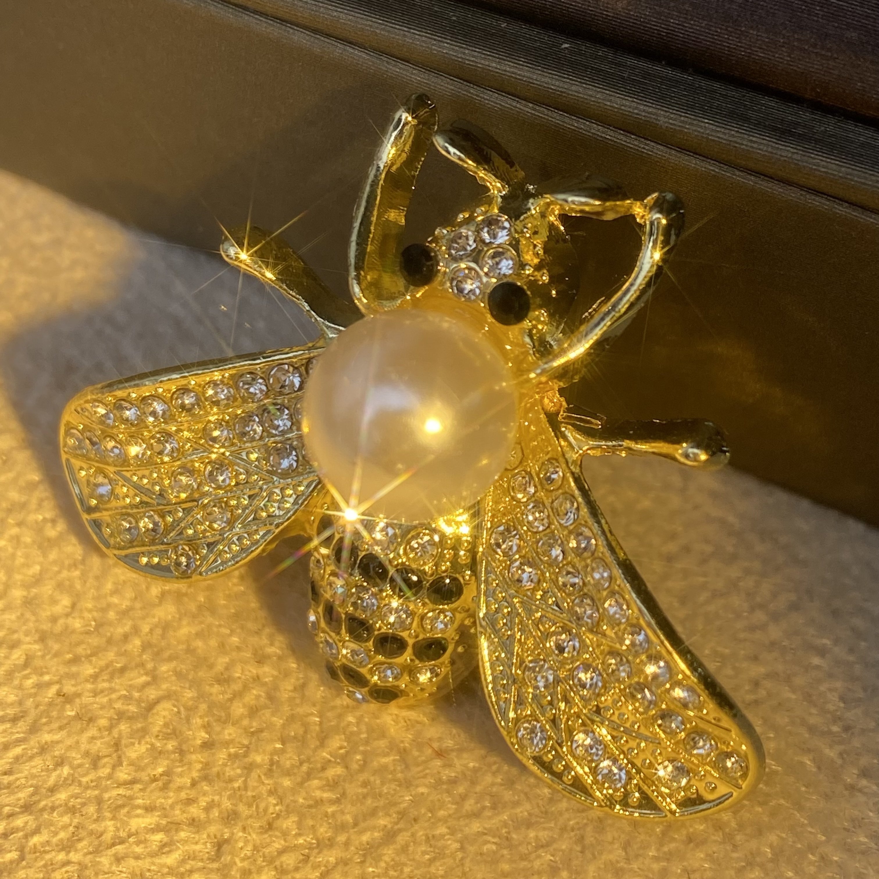 6348【胸针】轻奢精品金色女士胸针