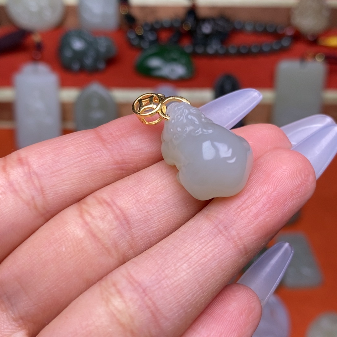 和田玉颈饰未镶嵌穿绳需备注