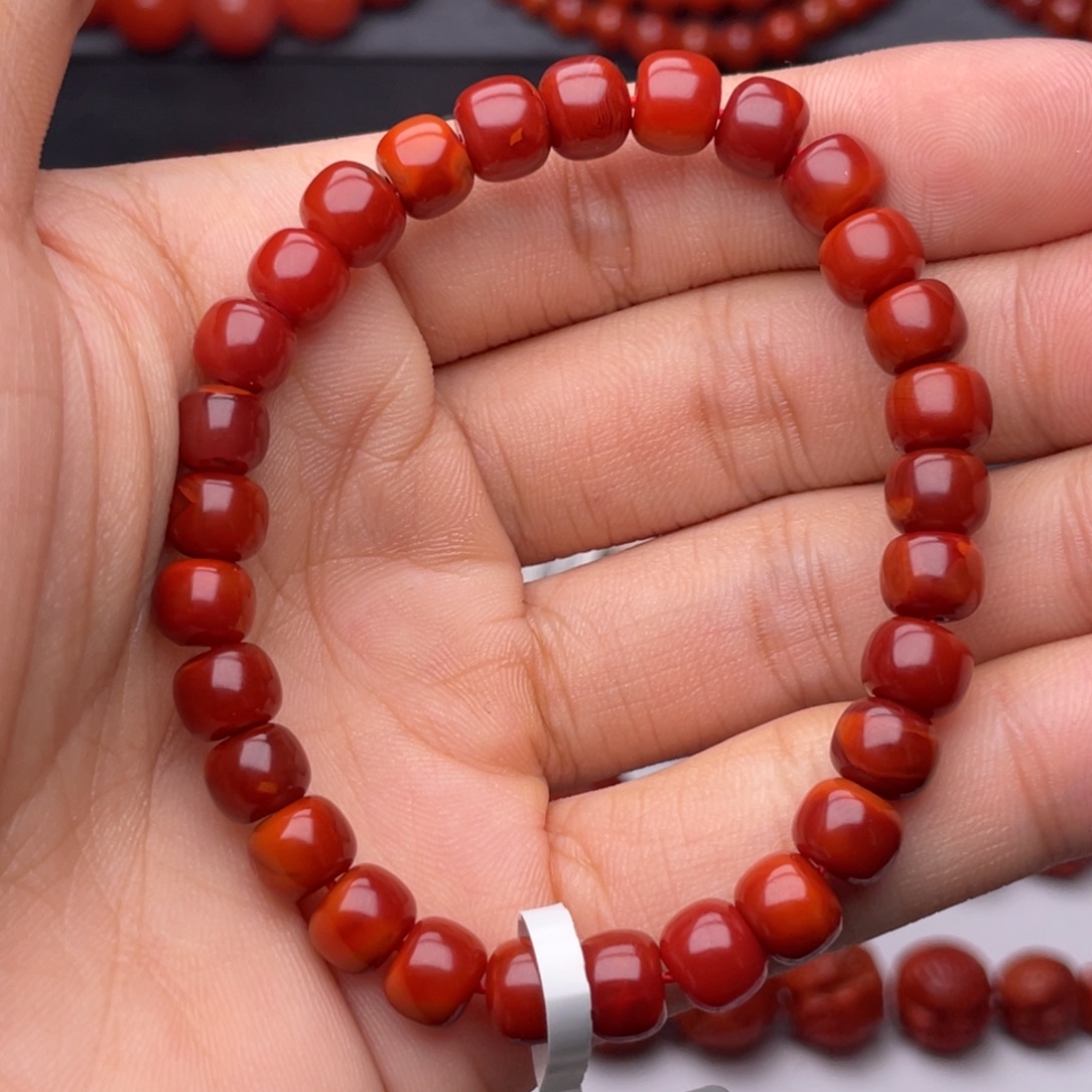 南红玛瑙未镶嵌手串H7.5mm（全原矿）顶品收藏满肉牛血红老型
