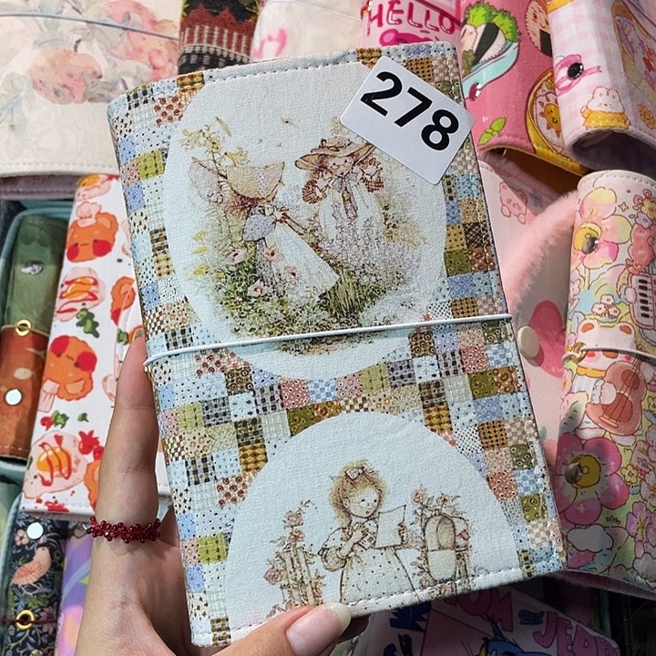 刺绣a6活页不加纸。   278