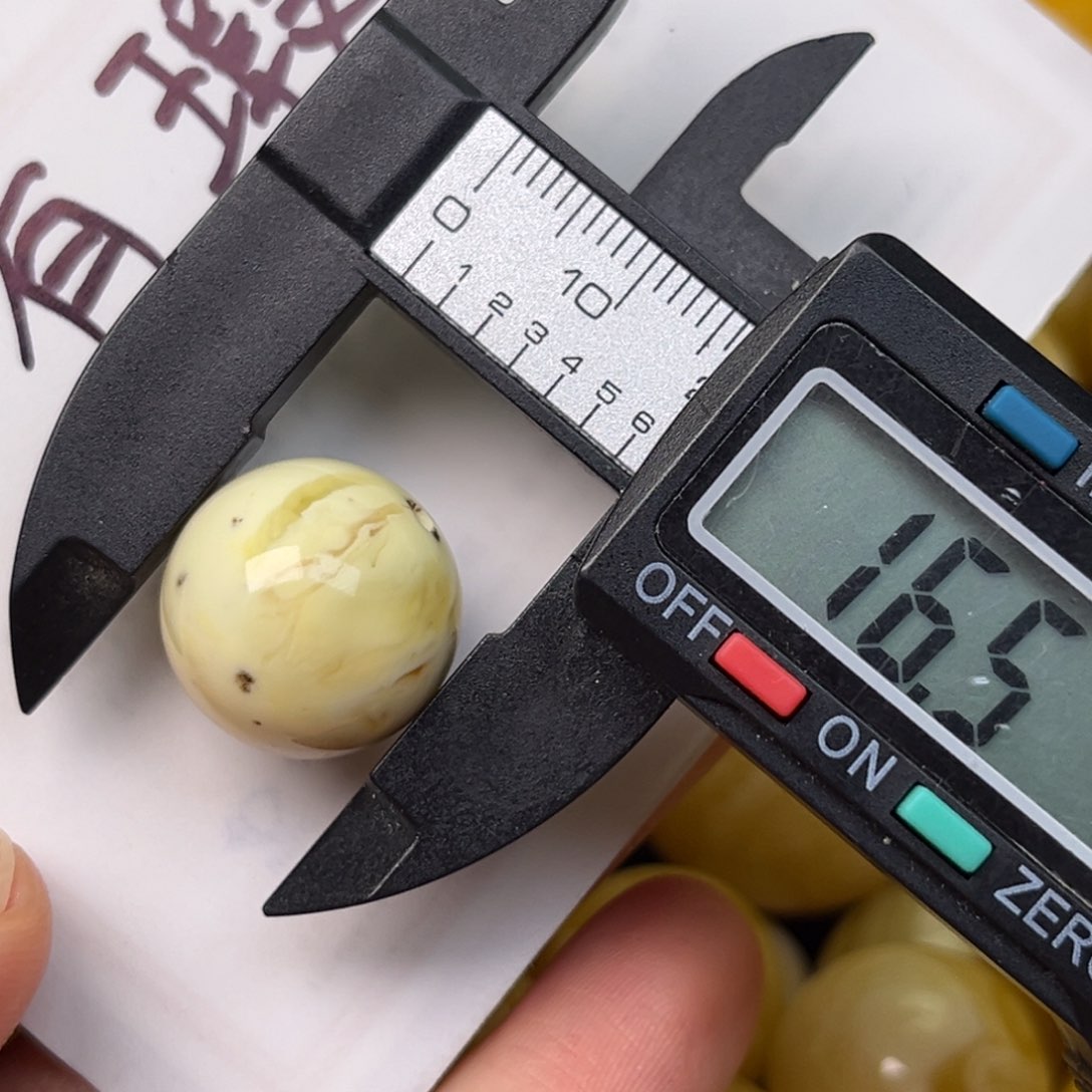 裸石蜜蜡未镶嵌！