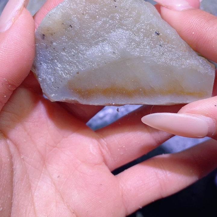 和田玉未镶嵌珠宝半成品