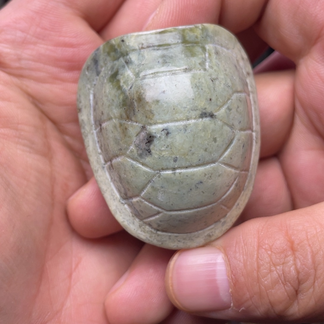 岫岩河磨玉（透闪石质玉）未镶嵌颈饰