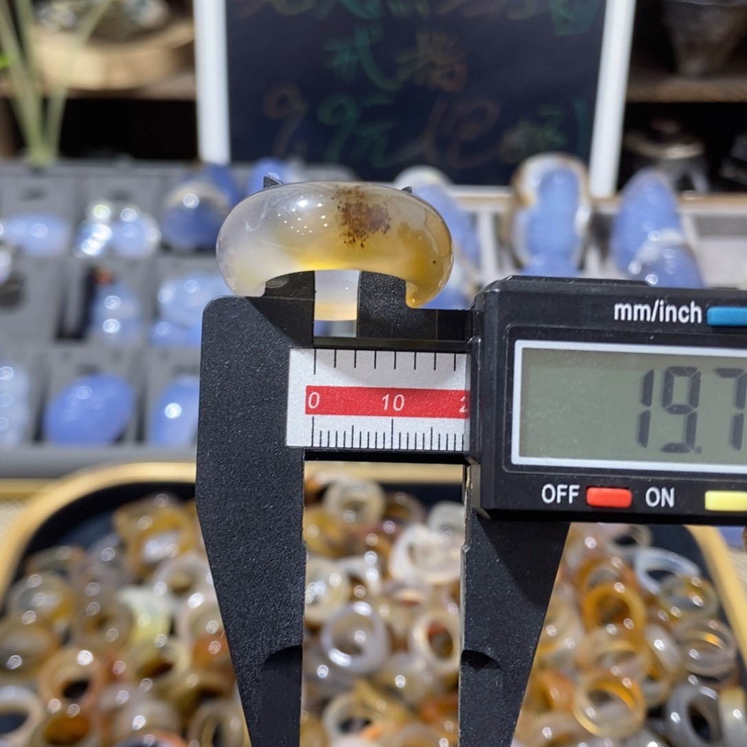 未镶嵌玛瑙/玉髓珠宝奇石