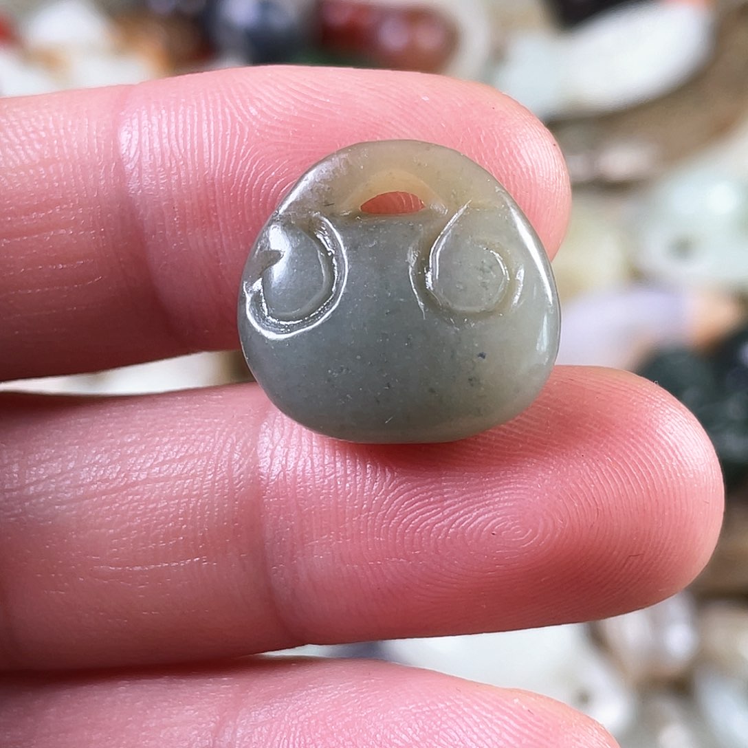 和田玉（糖玉）颈饰未镶嵌