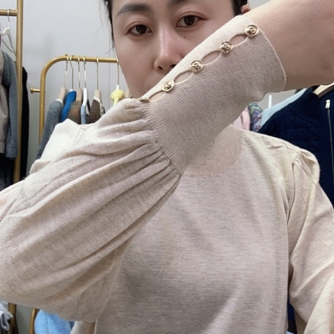 羊绒米色精仿打底衫