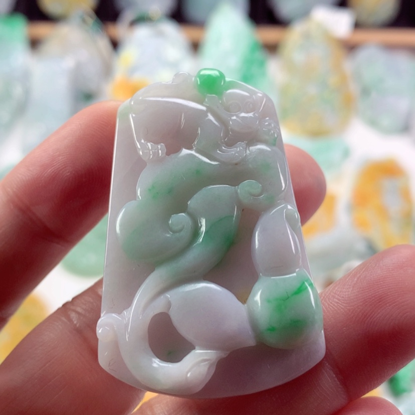 【闪购商品】翡翠吊坠(不含链)未镶嵌