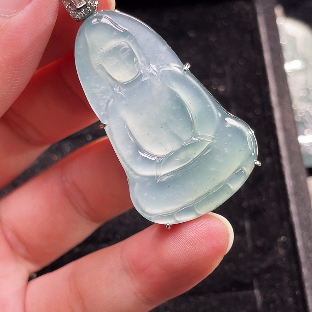 翡翠未镶嵌颈饰6，