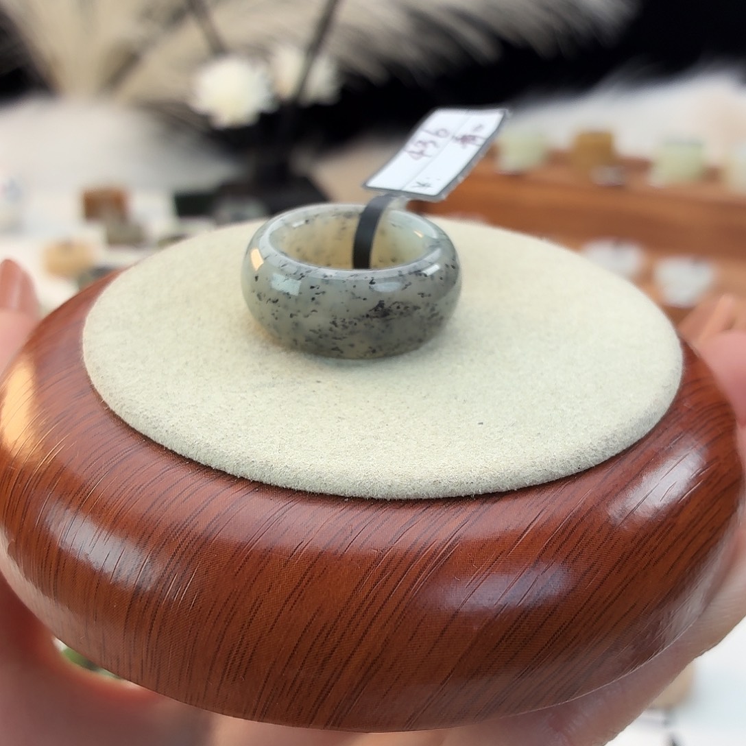 和田玉未镶嵌戒指点墨墩墩17.94mmj14