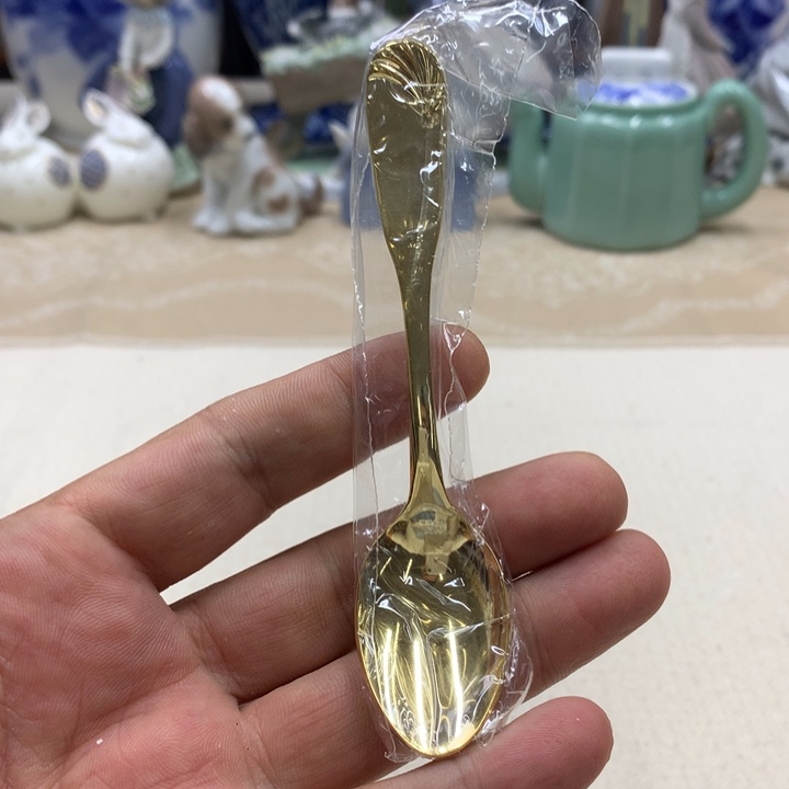 紫砂金瓷阁精品瓷器店