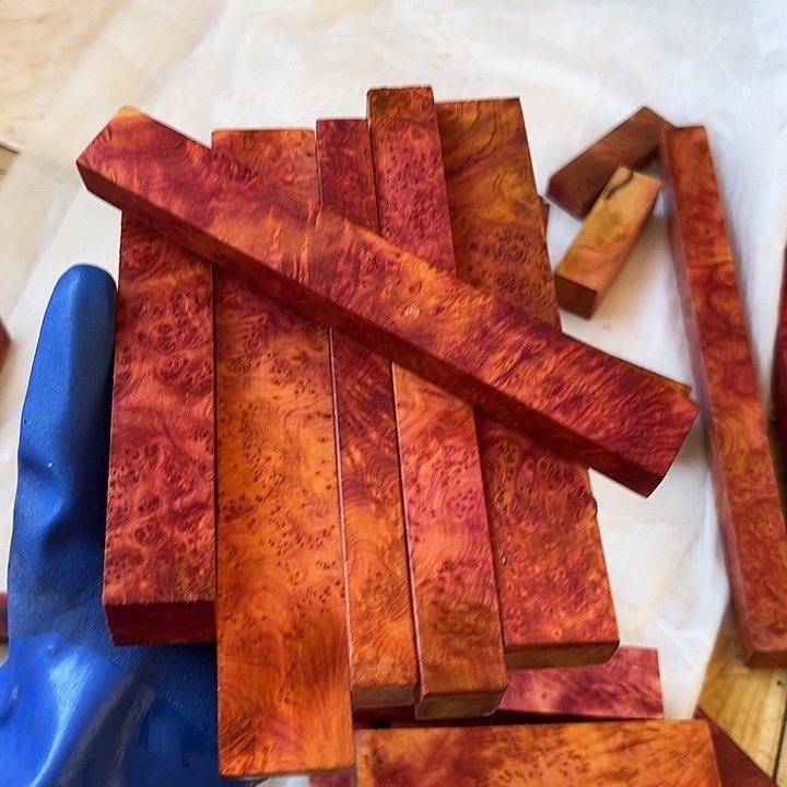 弯***直血柏木料特价木料