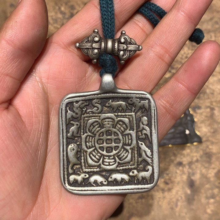 琉璃颈饰喜欢的朋友