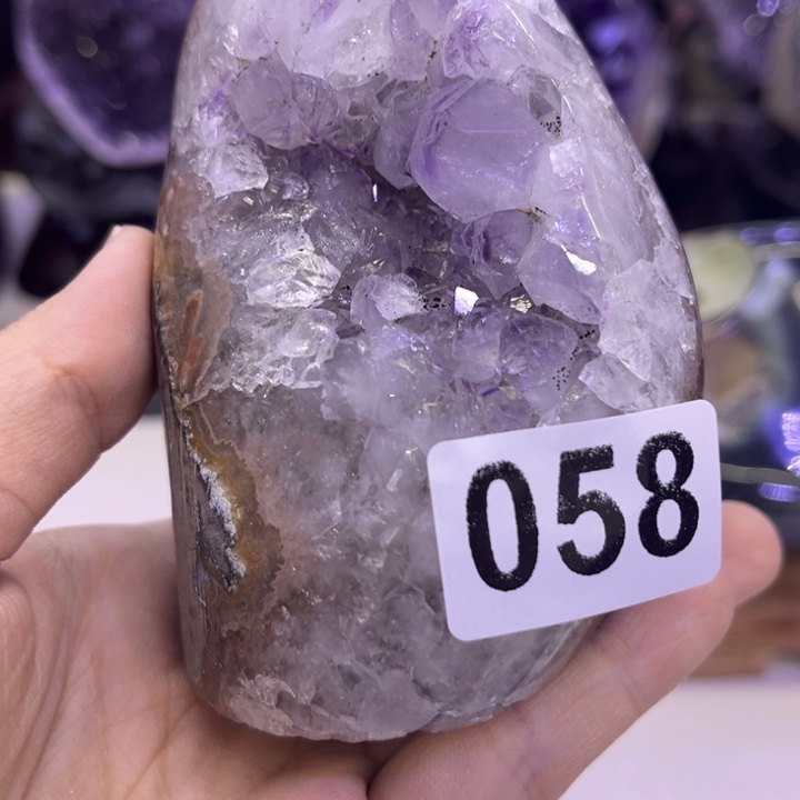 紫晶水晶摆件未镶嵌