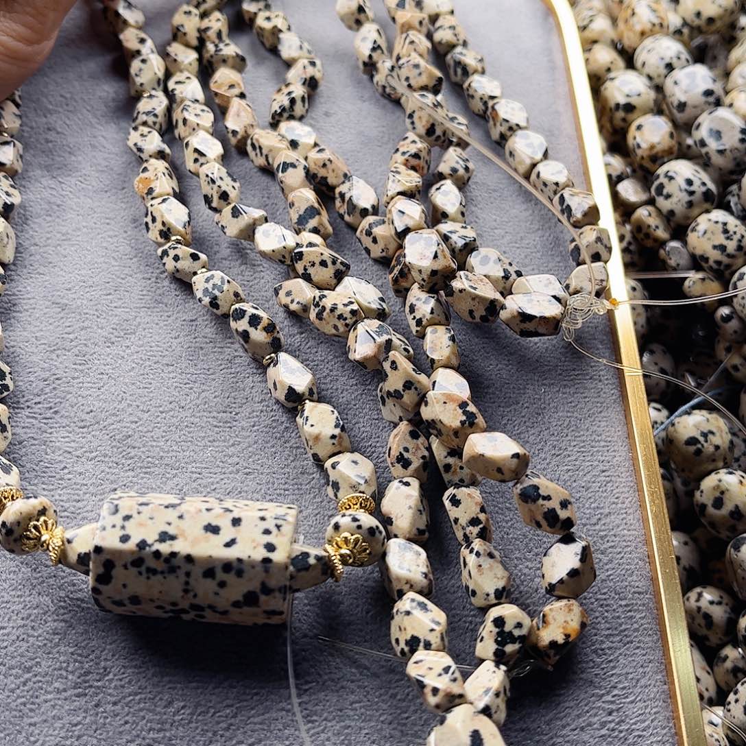 石英质玉珠宝奇石未镶嵌卡8