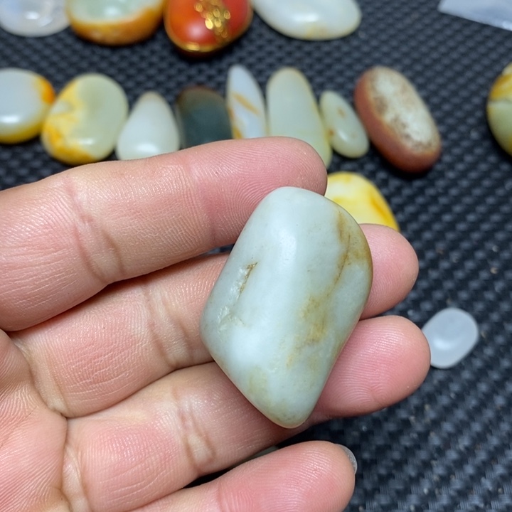 和田玉（白玉）珠宝奇石未镶嵌