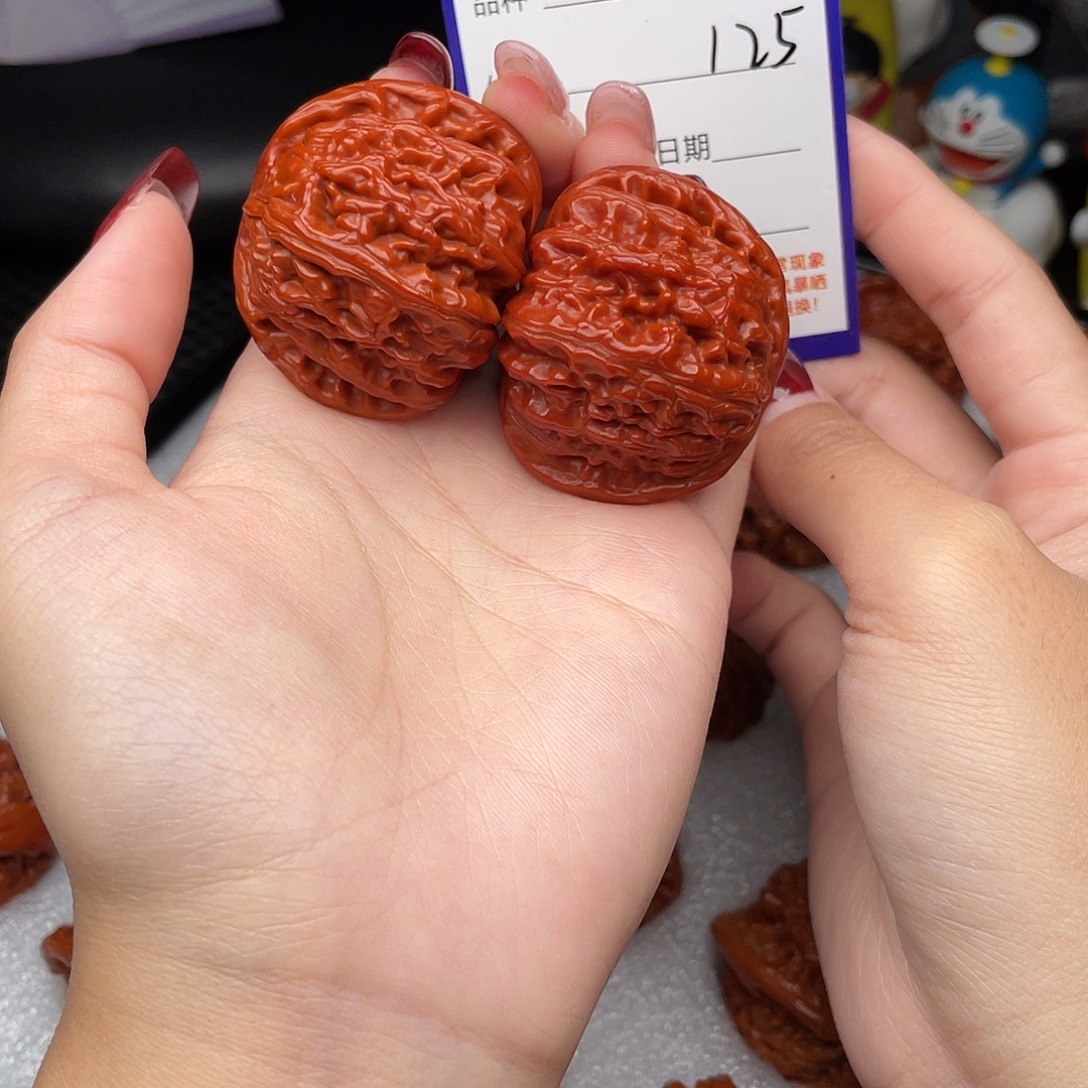 吊坠桃核41白狮子125