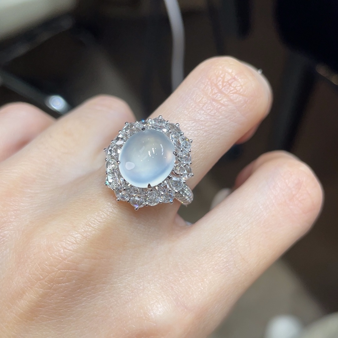 翡翠颈饰18K金镶嵌天然缅甸翡翠a货