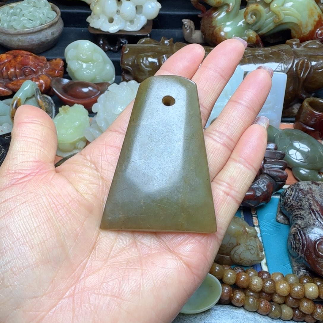 和田玉挂件未镶嵌