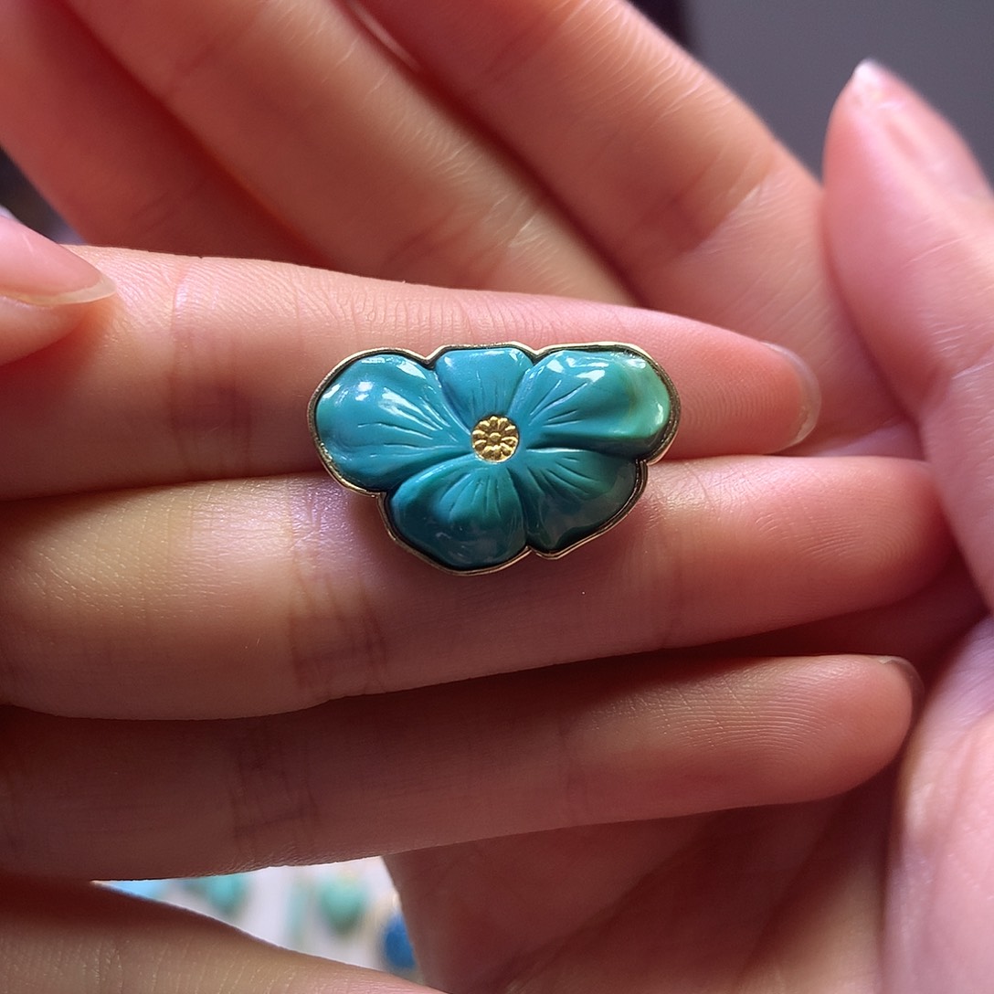 绿松石18K金镶嵌卡子